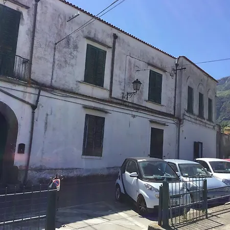Palazzo Ciannelli * ايسكيا